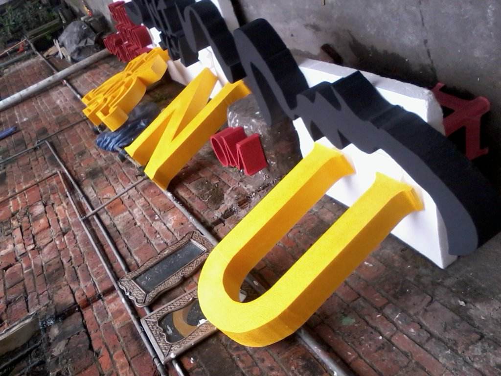 泡沫婚庆�? /></div> 
				<ul class=